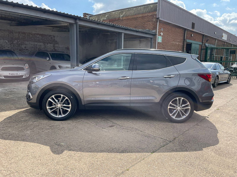 Hyundai Santa Fe 2.2 CRDi Blue Drive Premium SE SUV 5dr Diesel Manual 4WD Euro 6 (s/s) (7 Seat) (200 ps) Full Heated Leather 5dr Manual 2026