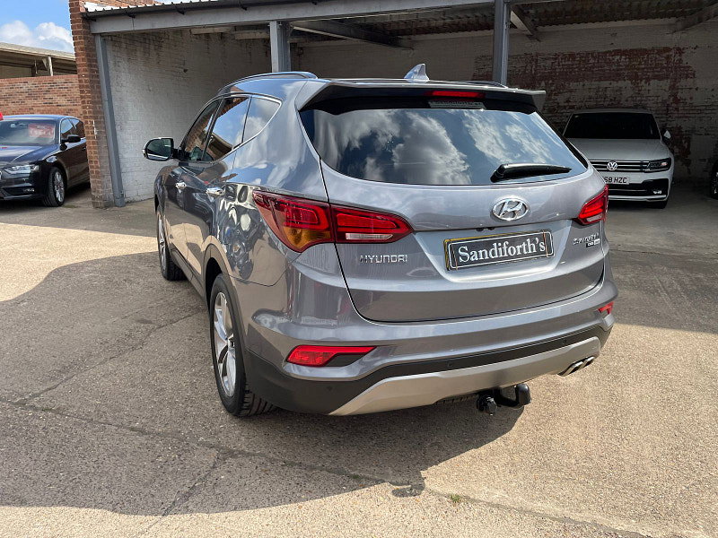 Hyundai Santa Fe 2.2 CRDi Blue Drive Premium SE SUV 5dr Diesel Manual 4WD Euro 6 (s/s) (7 Seat) (200 ps) Full Heated Leather 5dr Manual 2026