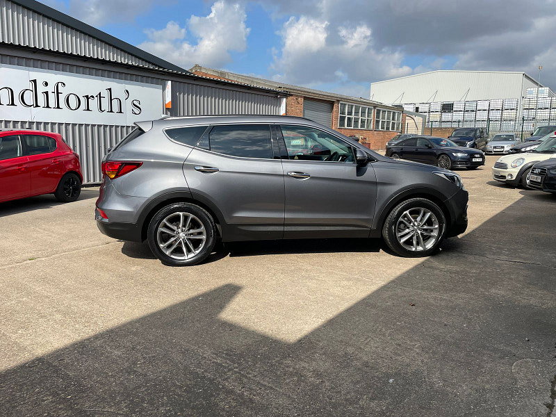 Hyundai Santa Fe 2.2 CRDi Blue Drive Premium SE SUV 5dr Diesel Manual 4WD Euro 6 (s/s) (7 Seat) (200 ps) Full Heated Leather 5dr Manual 2026
