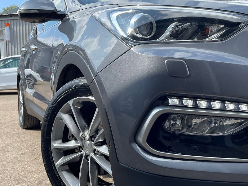 Hyundai Santa Fe 2.2 CRDi Blue Drive Premium SE SUV 5dr Diesel Manual 4WD Euro 6 (s/s) (7 Seat) (200 ps) Full Heated Leather 5dr Manual 2026