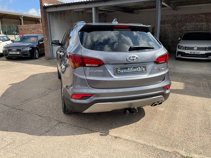 Hyundai Santa Fe 2.2 CRDi Blue Drive Premium SE SUV 5dr Diesel Manual 4WD Euro 6 (s/s) (7 Seat) (200 ps) Full Heated Leather 5dr Manual 2026