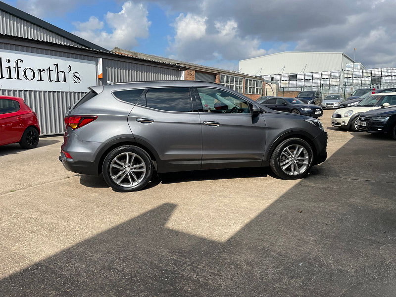 Hyundai Santa Fe 2.2 CRDi Blue Drive Premium SE SUV 5dr Diesel Manual 4WD Euro 6 (s/s) (7 Seat) (200 ps) Full Heated Leather 5dr Manual 2026