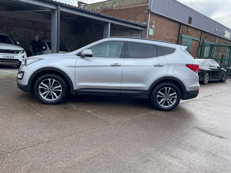 Hyundai Santa Fe 2.2 CRDi Premium SUV 5dr Diesel Auto 4WD Euro 5 (5 seat) (194 bhp) 5dr Automatic 2026