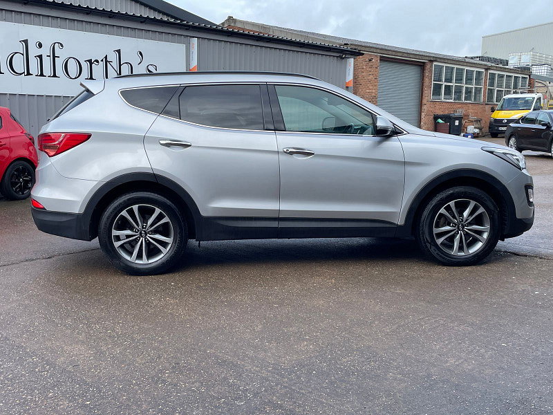 Hyundai Santa Fe 2.2 CRDi Premium SUV 5dr Diesel Auto 4WD Euro 5 (5 seat) (194 bhp) 5dr Automatic 2026
