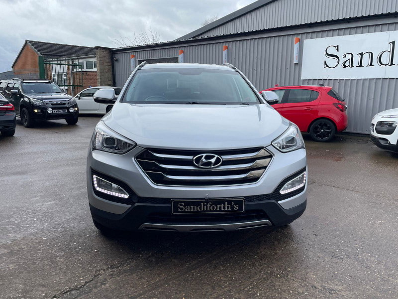 Hyundai Santa Fe 2.2 CRDi Premium SUV 5dr Diesel Auto 4WD Euro 5 (5 seat) (194 bhp) 5dr Automatic 2026