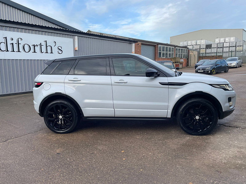 Land Rover Range Rover Evoque 2.2 SD4 Dynamic SUV 5dr Diesel Auto 4WD Euro 5 (s/s) (190 ps) 5dr Automatic 2026