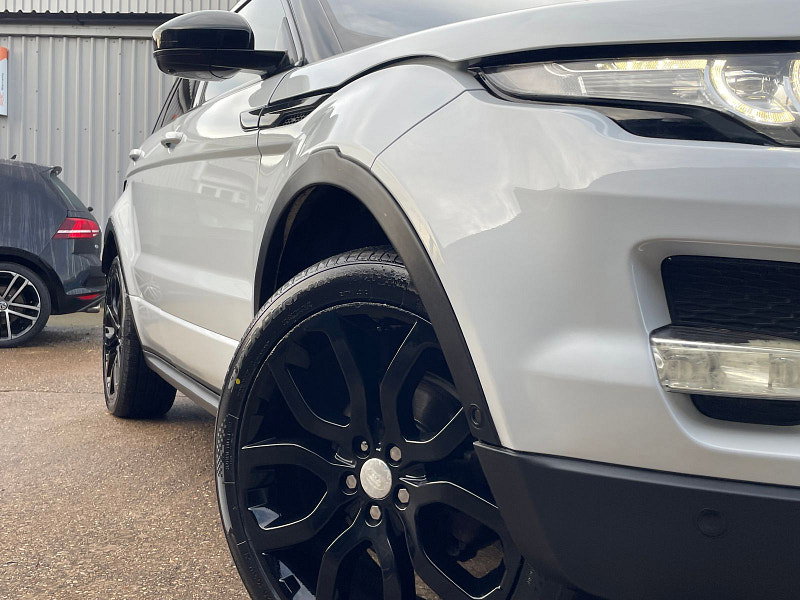 Land Rover Range Rover Evoque 2.2 SD4 Dynamic SUV 5dr Diesel Auto 4WD Euro 5 (s/s) (190 ps) 5dr Automatic 2026