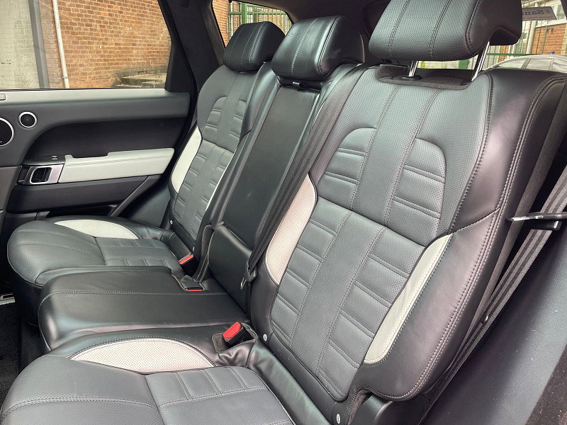 Land Rover Range Rover Sport 3.0 SD V6 Autobiography Dynamic SUV 5dr Diesel Auto 4WD Euro 6 (s/s) (306 ps) 5dr Automatic 2026