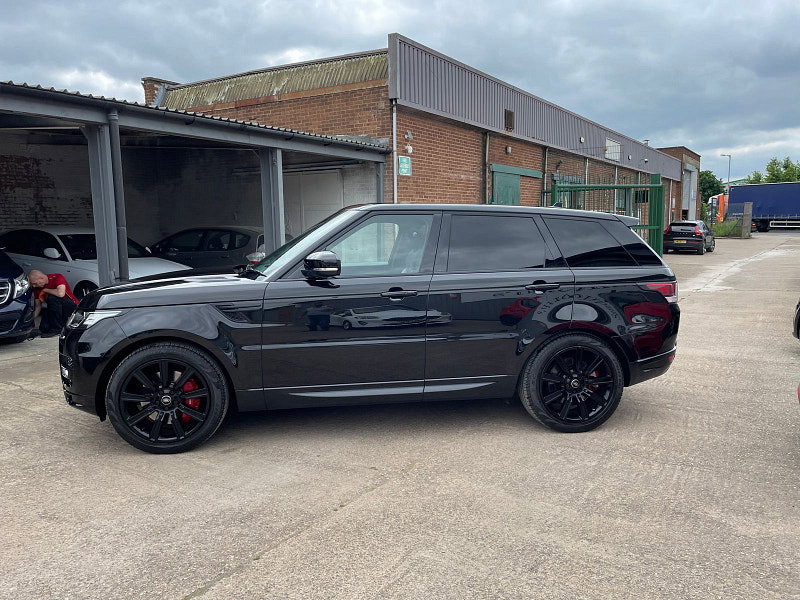 Land Rover Range Rover Sport 3.0 SD V6 Autobiography Dynamic SUV 5dr Diesel Auto 4WD Euro 6 (s/s) (306 ps) 5dr Automatic 2026