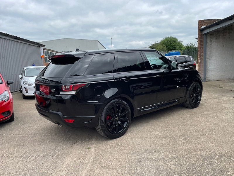 Land Rover Range Rover Sport 3.0 SD V6 Autobiography Dynamic SUV 5dr Diesel Auto 4WD Euro 6 (s/s) (306 ps) 5dr Automatic 2026