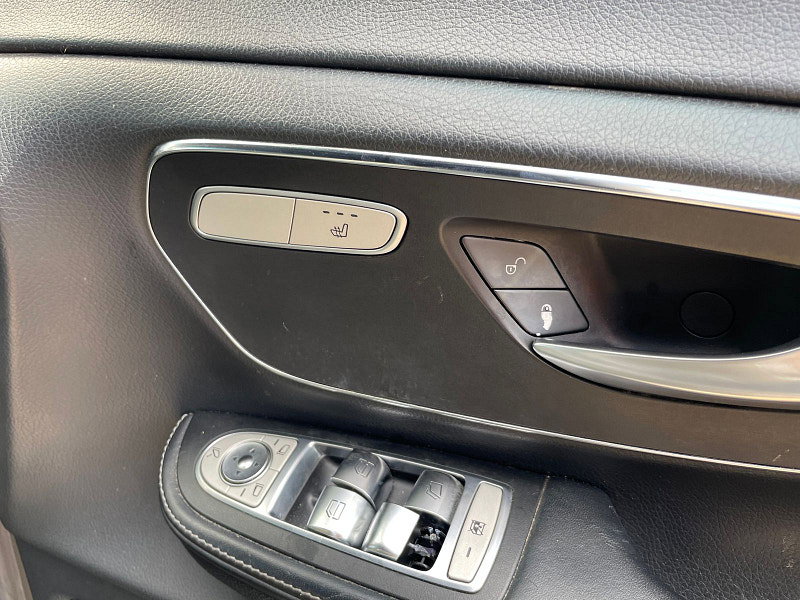Mercedes-Benz V Class 2.2 V250d BlueTEC Sport MPV 5dr Diesel G-Tronic+ Euro 6 (s/s) 7 Seat XLWB (190 ps) 5dr Automatic 2026