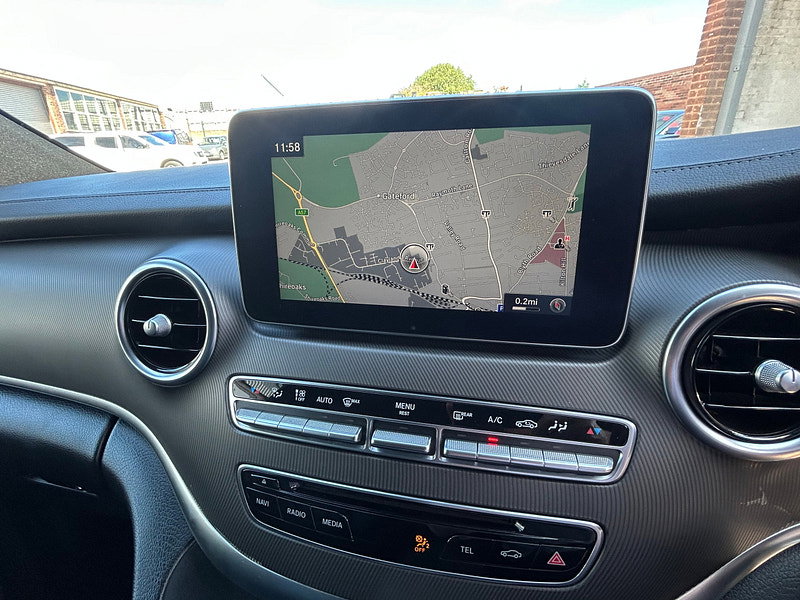 Mercedes-Benz V Class 2.2 V250d BlueTEC Sport MPV 5dr Diesel G-Tronic+ Euro 6 (s/s) 8 Seat XLWB (190 ps) 5dr Automatic 2026