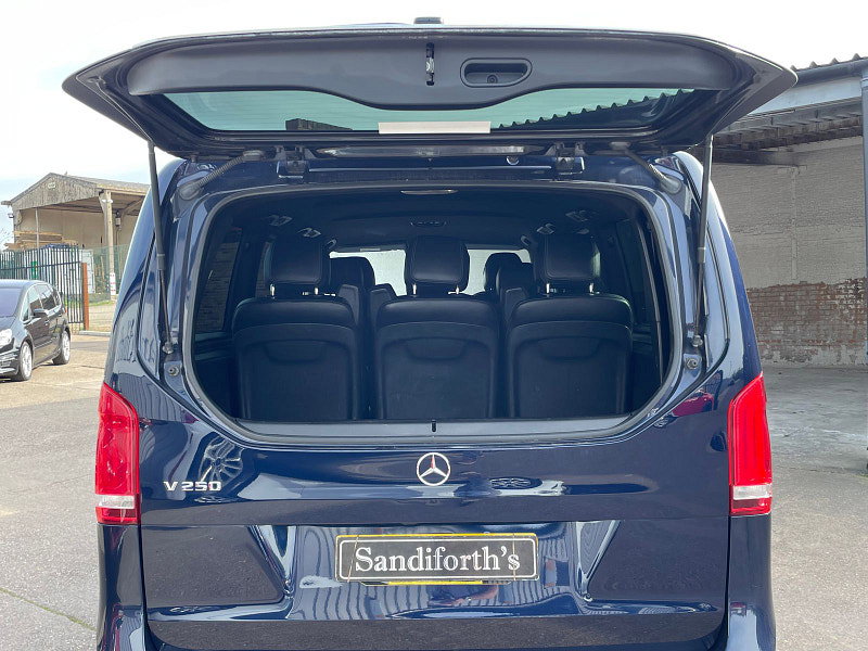 Mercedes-Benz V Class 2.2 V250d BlueTEC Sport MPV 5dr Diesel G-Tronic+ Euro 6 (s/s) 8 Seat XLWB (190 ps) 19'S 5dr Automatic 2026