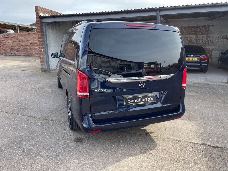 Mercedes-Benz V Class 2.2 V250d BlueTEC Sport MPV 5dr Diesel G-Tronic+ Euro 6 (s/s) 8 Seat XLWB (190 ps) 19'S 5dr Automatic 2026