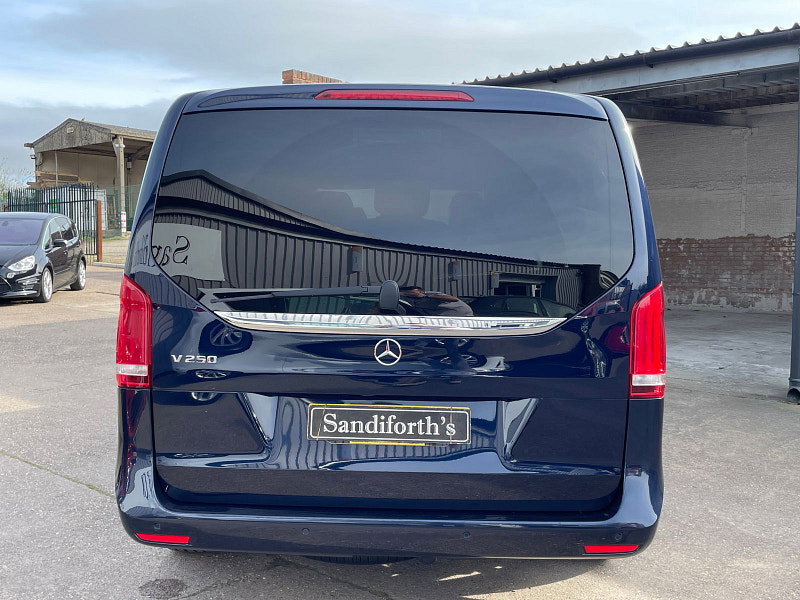 Mercedes-Benz V Class 2.2 V250d BlueTEC Sport MPV 5dr Diesel G-Tronic+ Euro 6 (s/s) 8 Seat XLWB (190 ps) 19'S 5dr Automatic 2026