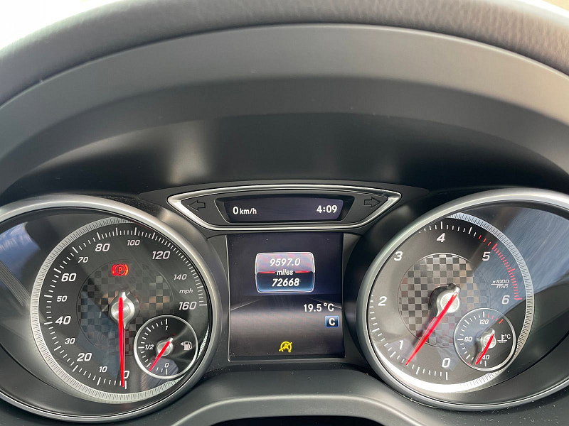 Mercedes-Benz A Class 2.1 A200d AMG Line Hatchback 5dr Diesel Manual Euro 6 (s/s) (136 ps) 1 Former Keeper, 5dr Manual 2026