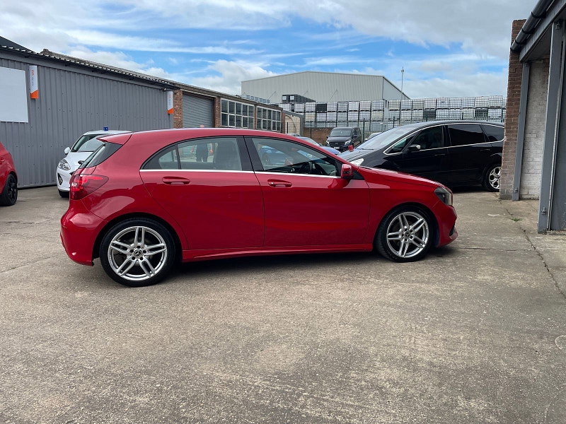 Mercedes-Benz A Class 2.1 A200d AMG Line Hatchback 5dr Diesel Manual Euro 6 (s/s) (136 ps) 1 Former Keeper, 5dr Manual 2026