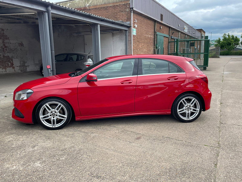 Mercedes-Benz A Class 2.1 A200d AMG Line Hatchback 5dr Diesel Manual Euro 6 (s/s) (136 ps) 1 Former Keeper, 5dr Manual 2026