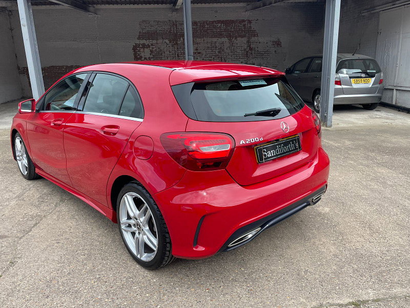 Mercedes-Benz A Class 2.1 A200d AMG Line Hatchback 5dr Diesel Manual Euro 6 (s/s) (136 ps) 1 Former Keeper, 5dr Manual 2026