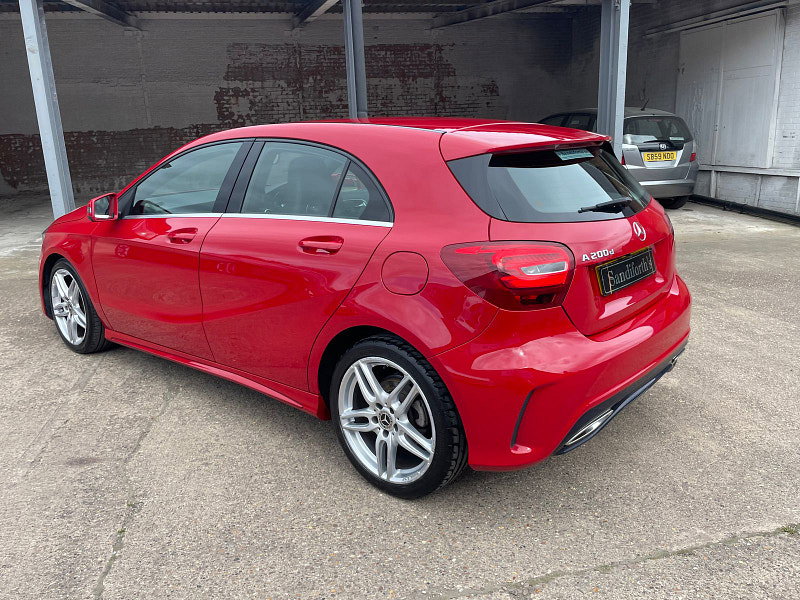 Mercedes-Benz A Class 2.1 A200d AMG Line Hatchback 5dr Diesel Manual Euro 6 (s/s) (136 ps) 1 Former Keeper, 5dr Manual 2026