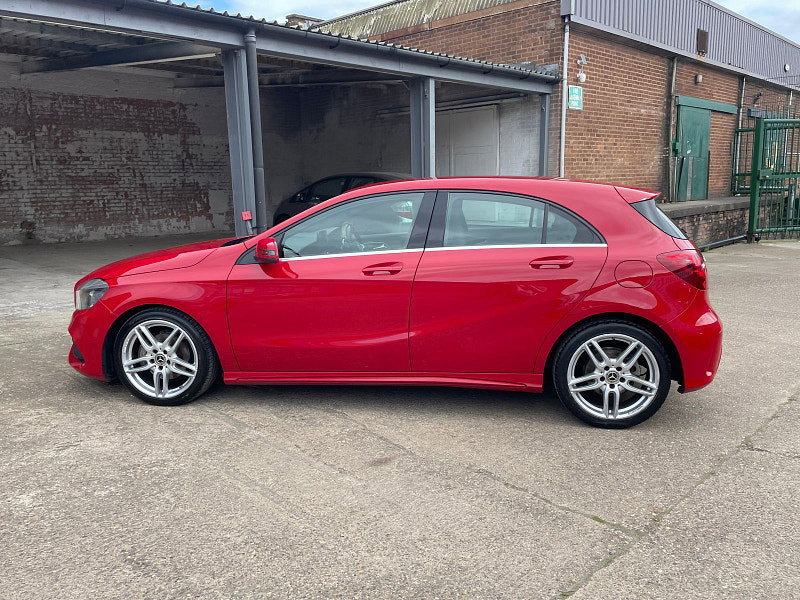 Mercedes-Benz A Class 2.1 A200d AMG Line Hatchback 5dr Diesel Manual Euro 6 (s/s) (136 ps) 1 Former Keeper, 5dr Manual 2026