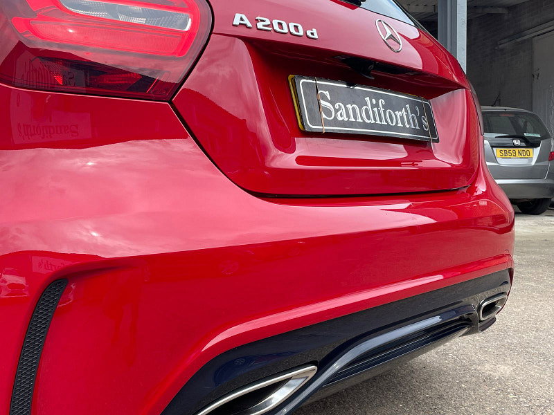 Mercedes-Benz A Class 2.1 A200d AMG Line Hatchback 5dr Diesel Manual Euro 6 (s/s) (136 ps) 1 Former Keeper, 5dr Manual 2026