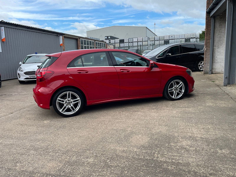 Mercedes-Benz A Class 2.1 A200d AMG Line Hatchback 5dr Diesel Manual Euro 6 (s/s) (136 ps) 1 Former Keeper, 5dr Manual 2026
