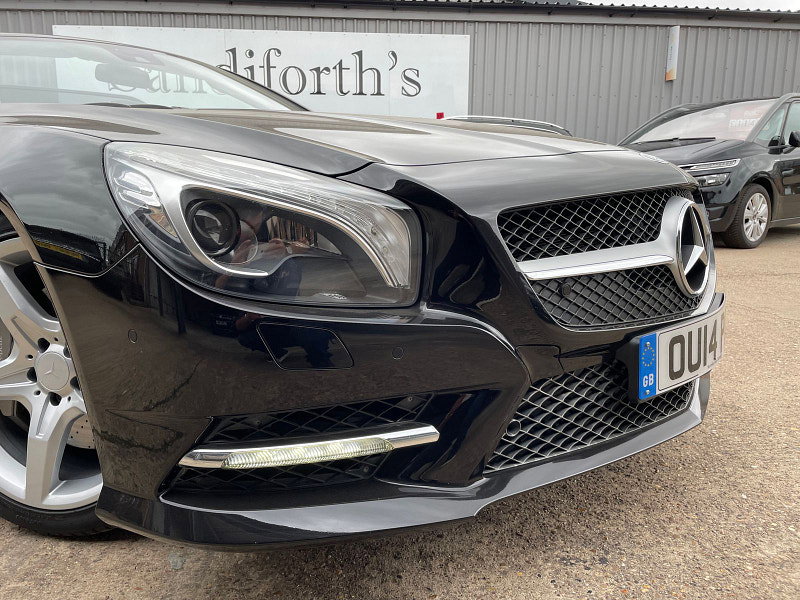 Mercedes-Benz SL 3.5 SL350 AMG Sport Auto 2d 306 BHP 2dr Automatic 2026