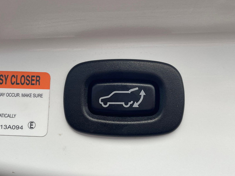 Mitsubishi Outlander 2.0h 12kWh GX4hs SUV 5dr Petrol Plug-in Hybrid CVT 4WD Euro 6 (s/s) (200 ps) 5dr Automatic 2026