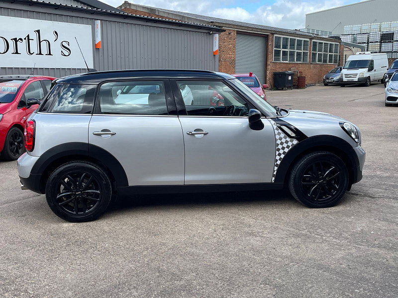 MINI Countryman 1.6 Cooper D SUV 5dr Diesel Manual Euro 5 (s/s) (112 ps) Only 2 Former Keepers 5dr Manual 2026