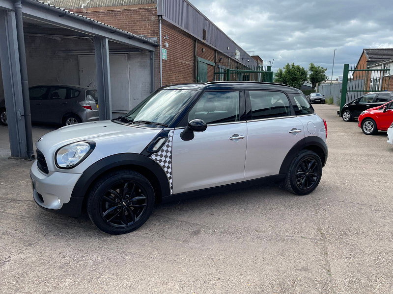 MINI Countryman 1.6 Cooper D SUV 5dr Diesel Manual Euro 5 (s/s) (112 ps) Only 2 Former Keepers 5dr Manual 2026