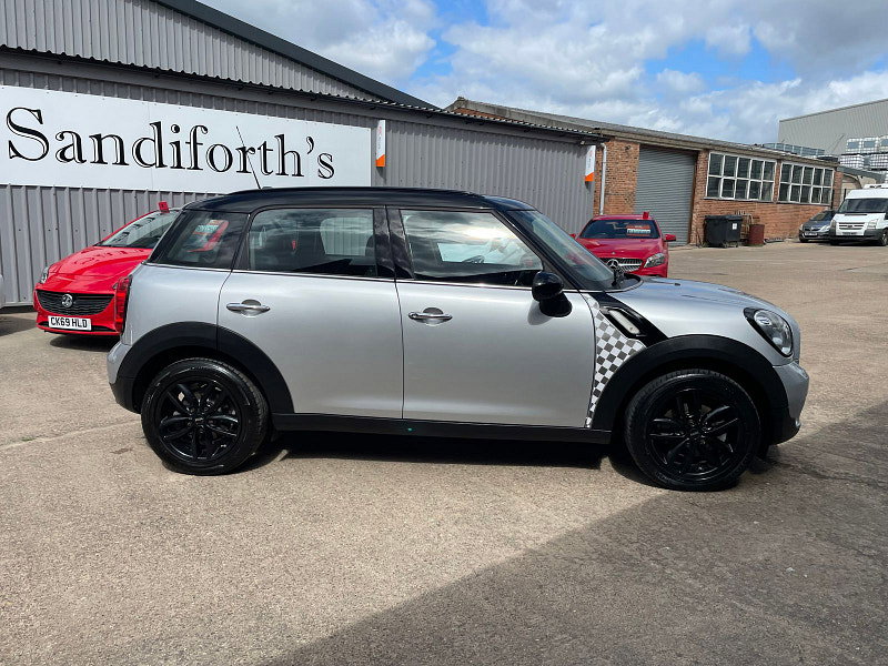 MINI Countryman 1.6 Cooper D SUV 5dr Diesel Manual Euro 5 (s/s) (112 ps) Only 2 Former Keepers 5dr Manual 2026