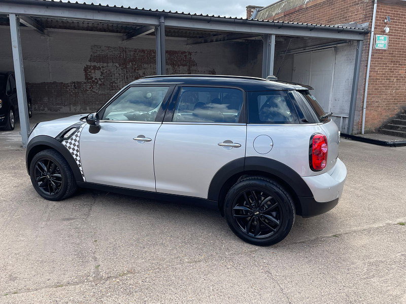 MINI Countryman 1.6 Cooper D SUV 5dr Diesel Manual Euro 5 (s/s) (112 ps) Only 2 Former Keepers 5dr Manual 2026