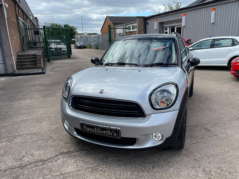 MINI Countryman 1.6 Cooper D SUV 5dr Diesel Manual Euro 5 (s/s) (112 ps) Only 2 Former Keepers 5dr Manual 2026