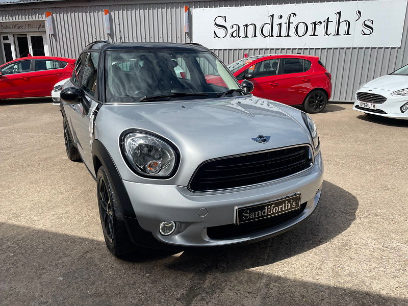 MINI Countryman 1.6 Cooper D SUV 5dr Diesel Manual Euro 5 (s/s) (112 ps) Only 2 Former Keepers 5dr Manual 2026