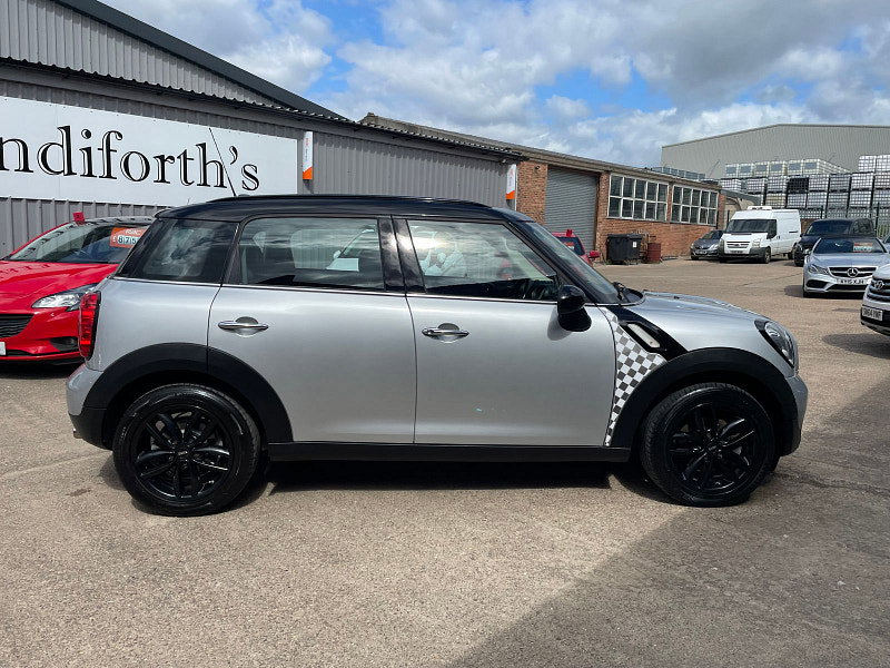 MINI Countryman 1.6 Cooper D SUV 5dr Diesel Manual Euro 5 (s/s) (112 ps) Only 2 Former Keepers 5dr Manual 2026