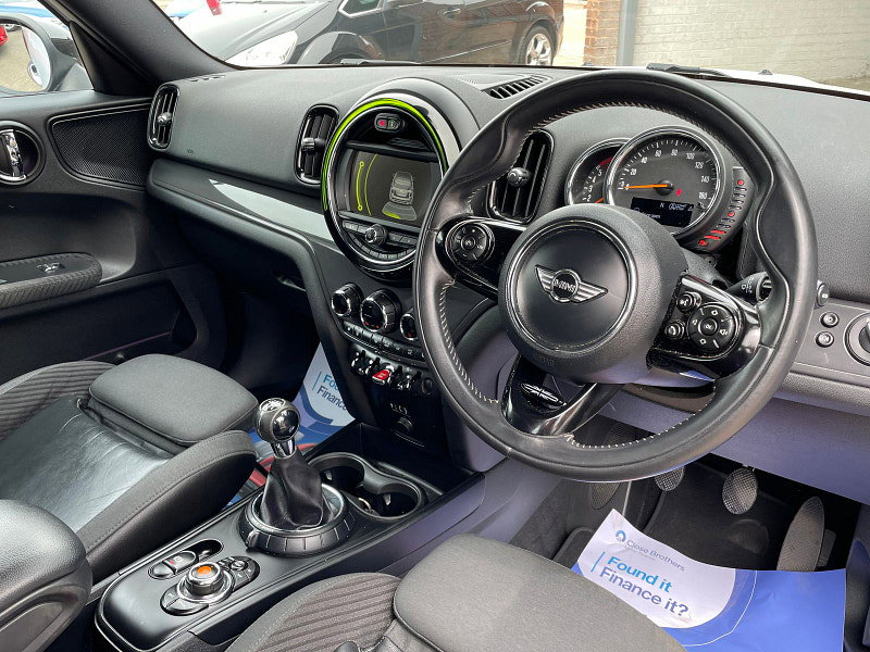 MINI Countryman 2.0 Cooper D SUV 5dr Diesel Manual ALL4 Euro 6 (s/s) (150 ps) Sat Nav, Only 35k 4 Services 5dr Manual 2026