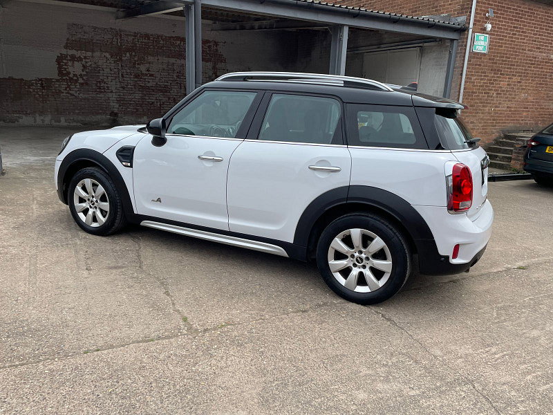 MINI Countryman 2.0 Cooper D SUV 5dr Diesel Manual ALL4 Euro 6 (s/s) (150 ps) Sat Nav, Only 35k 4 Services 5dr Manual 2026