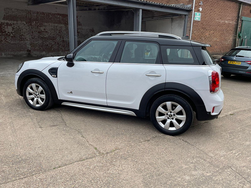 MINI Countryman 2.0 Cooper D SUV 5dr Diesel Manual ALL4 Euro 6 (s/s) (150 ps) Sat Nav, Only 35k 4 Services 5dr Manual 2026