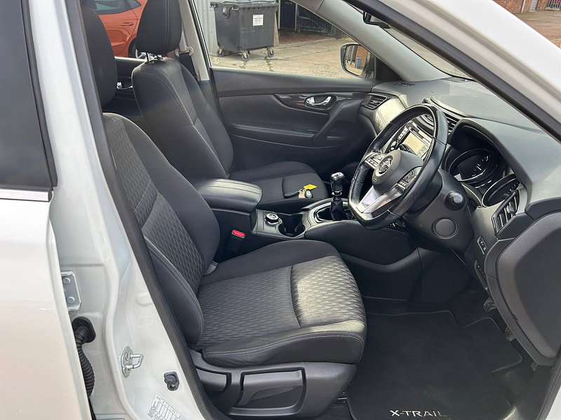 Nissan X-Trail 1.6 dCi N-Connecta SUV 5dr Diesel Manual 4WD Euro 6 (s/s) (130 ps) 5dr Manual 2026