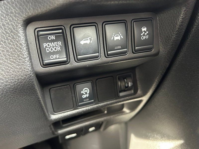 Nissan X-Trail 1.6 dCi N-Connecta SUV 5dr Diesel Manual 4WD Euro 6 (s/s) (130 ps) 5dr Manual 2026