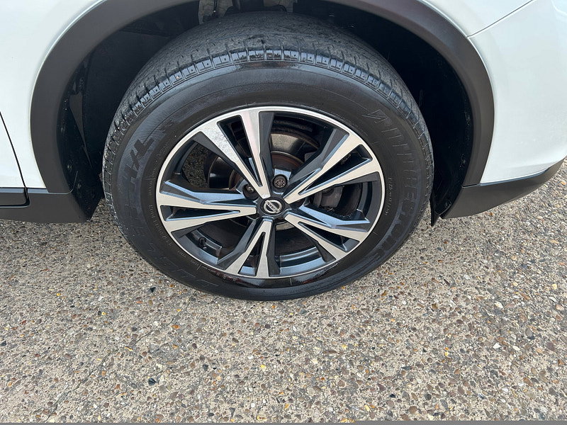 Nissan X-Trail 1.6 dCi N-Connecta SUV 5dr Diesel Manual 4WD Euro 6 (s/s) (130 ps) 5dr Manual 2026