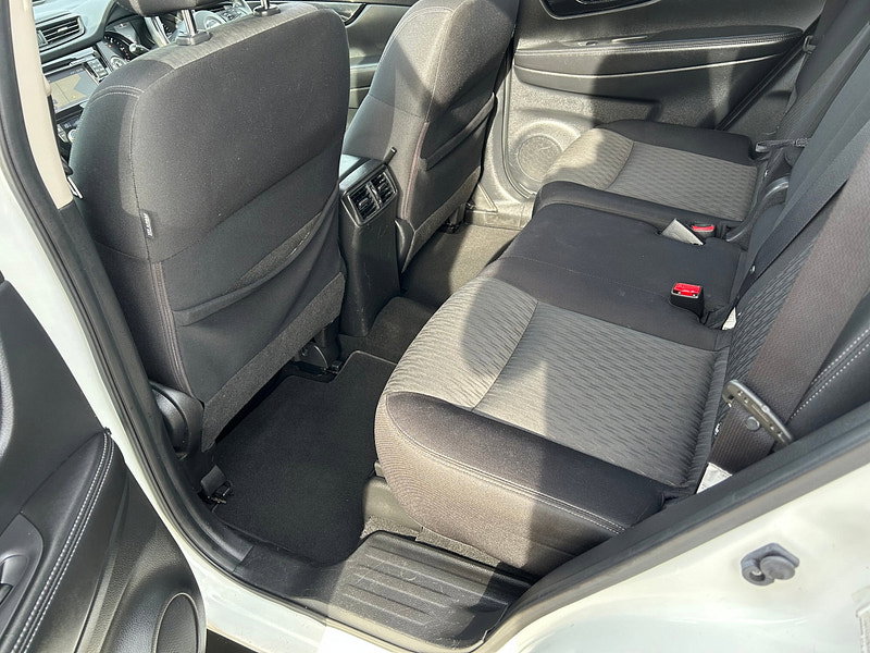 Nissan X-Trail 1.6 dCi N-Connecta SUV 5dr Diesel Manual 4WD Euro 6 (s/s) (130 ps) 5dr Manual 2026