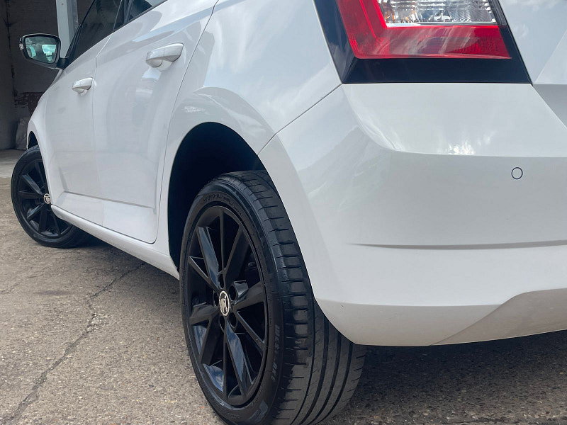 Skoda Fabia 1.2 TSI Colour Edition Hatchback 5dr Petrol Manual Euro 6 (s/s) (90 ps) 5dr Manual 2026