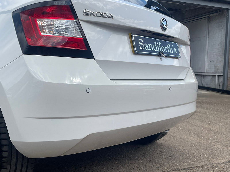 Skoda Fabia 1.2 TSI Colour Edition Hatchback 5dr Petrol Manual Euro 6 (s/s) (90 ps) 5dr Manual 2026