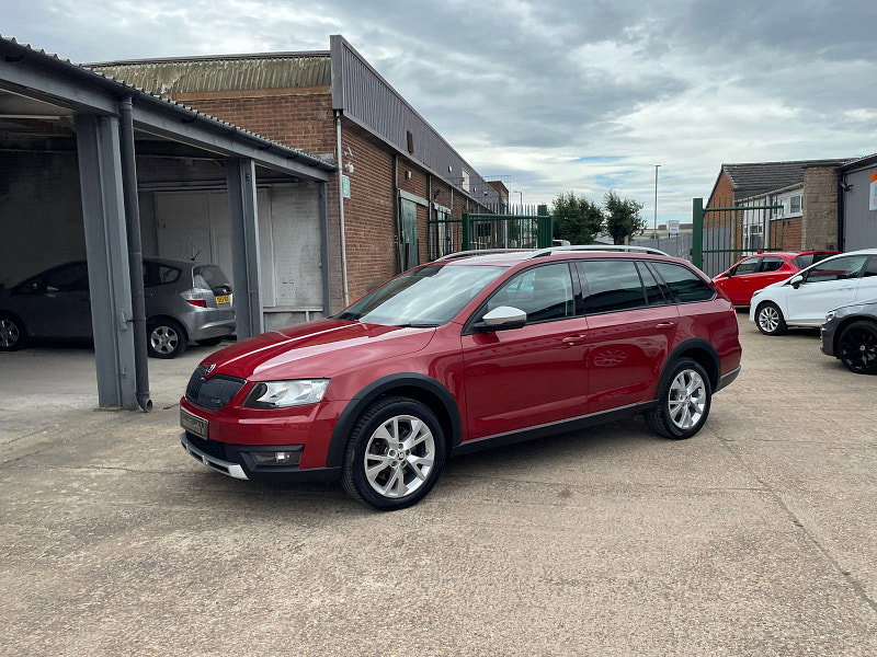 Skoda Octavia 2.0 TDI Scout Estate 5dr Diesel DSG 4WD Euro 6 (s/s) (184 ps) 5dr Automatic 2026