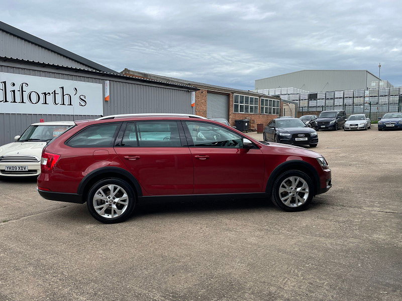 Skoda Octavia 2.0 TDI Scout Estate 5dr Diesel DSG 4WD Euro 6 (s/s) (184 ps) 5dr Automatic 2026