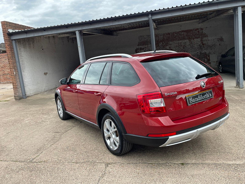 Skoda Octavia 2.0 TDI Scout Estate 5dr Diesel DSG 4WD Euro 6 (s/s) (184 ps) 5dr Automatic 2026