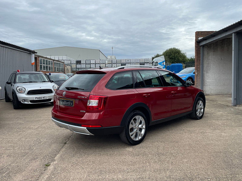 Skoda Octavia 2.0 TDI Scout Estate 5dr Diesel DSG 4WD Euro 6 (s/s) (184 ps) 5dr Automatic 2026