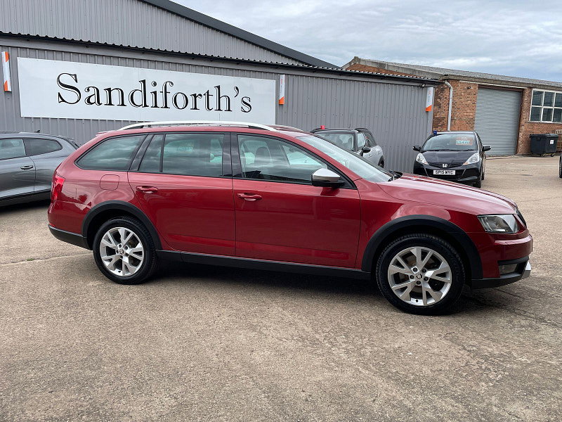 Skoda Octavia 2.0 TDI Scout Estate 5dr Diesel DSG 4WD Euro 6 (s/s) (184 ps) 5dr Automatic 2026